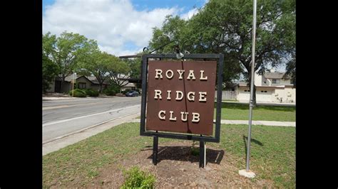royal ridge clubhouse